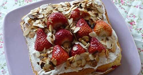 Gâteau aux fraises, commande d'Augustin pour ses 3 ans!