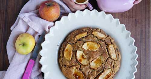 Gâteau aux pommes et aux raisins secs (sans gluten, vegan)