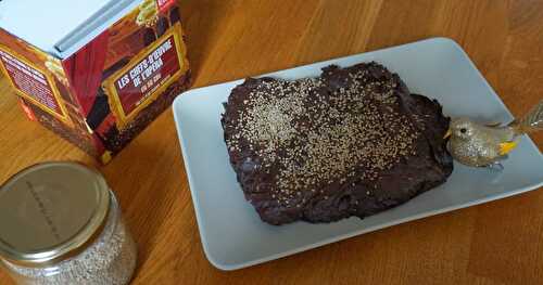 Gâteau très chocolat (pas très beau mais très sympa en petits morceaux en guise de dessert méga chocolaté!)