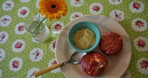 Muffins à la betterave, coeur de feta!