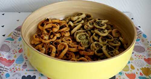 Palmiers apéro tomates séchées-chou kale et pesto