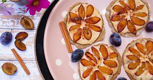 Petites tartes flambées quetsches, cannelle, pâte sans gluten (Alsace, sans gluten, dessert)