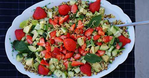 Salade quinoa-fraises-avocats-menthe...(vegan)