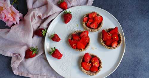 Tartelettes aux fraises (cru, rawfood, vegan, sans gluten)