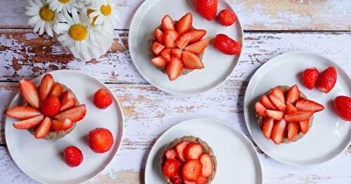 Tartelettes gelée de citron, fraises (sans gluten, vegan, desserts)