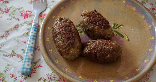 Un ptit repas tout simple et très bon : "boulettes" de viande et salade verte