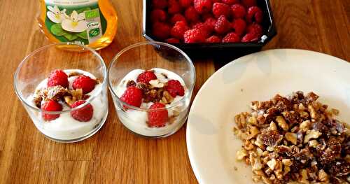 Un ptit yaourt bidouillé : figue, noix, framboises...