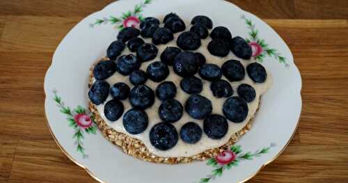 Une petite tarte aux myrtilles raw minute + une bonne purée des famille