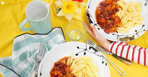 Penne sans gluten, sauce tomate, haricots rouges et légumes (vegan, sans gluten)