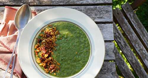 Soupe blettes et pommes de terre, topping façon granola salé (amap, veggie, soupe)