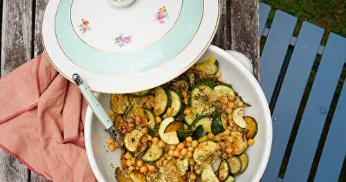 Salade pois chiches, courgettes, zaatar (vegan, sans gluten, amap)