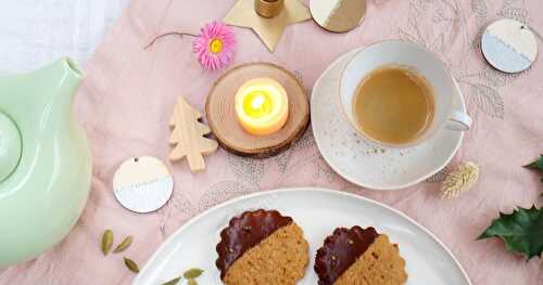 Biscuits cardamome et chocolat (vegan, goûter, Noël)