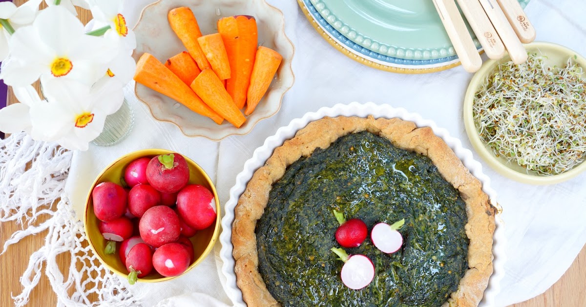 Quiche épinards-fanes de radis, pâte au levain (vegan, antigaspi)