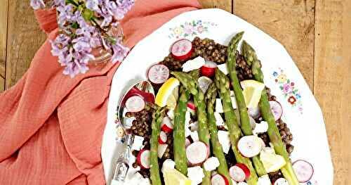 Asperges vertes, lentilles, radis, feta (salade, amap, veggie, sans gluten)