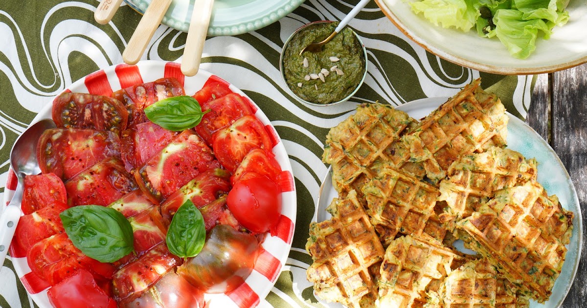 Gaufres courgettes, ail, tomates séchées  et pesto basilic (sans gluten, vegan, amap)