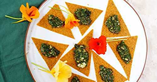 Toasts au pesto capucine-menthe (vegan, cru, sans gluten)