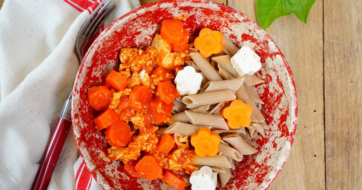 Pâtes au petit épeautre, sauce tomate, carottes, tofu au piment (amap, vegan)