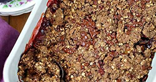 Crumble quetsches, sarrasin, chocolat (dessert, goûter, sans gluten)