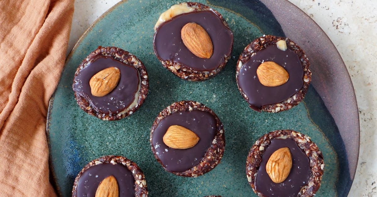 Bouchées amandes, dattes, chocolat (dessert, goûter, vegan, sans gluten)