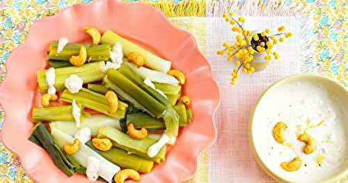 Petites crêpes au pourpier, poireaux, sauce cajou et bergamote