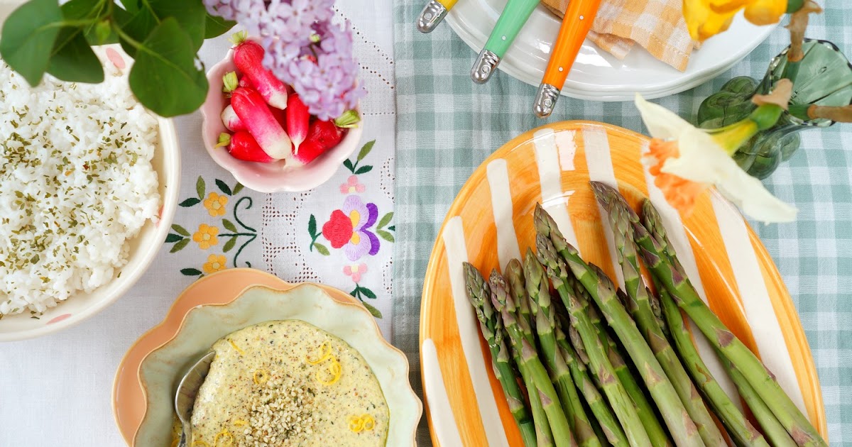 Asperges vertes, "mayonnaise" au chanvre (vegan, sans gluten)