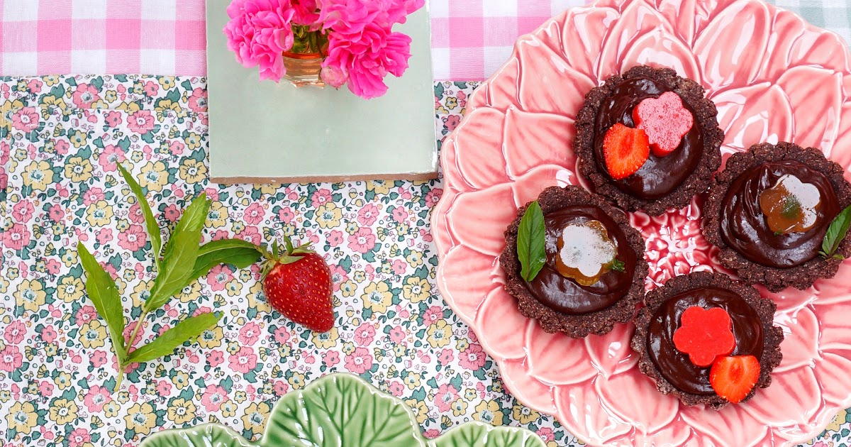 Tartelettes au chocolat, framboises, menthe (dessert, goûter, chocolat)