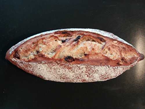 Pain de campagne figues et noisettes