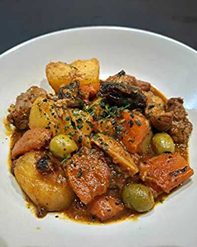 Tajine d'agneau aux pruneaux et olives