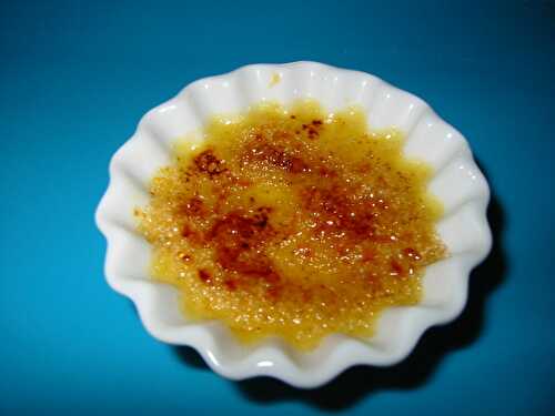 MINI-CRÈMES BRÛLÉES À LA FÈVE TONKA