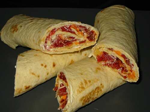 WRAPS À LA COPPA, TOMATES CONFITES & PIGNONS DE PIN