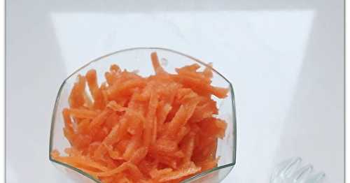 Mini-verrines de salade de carottes à l'orange