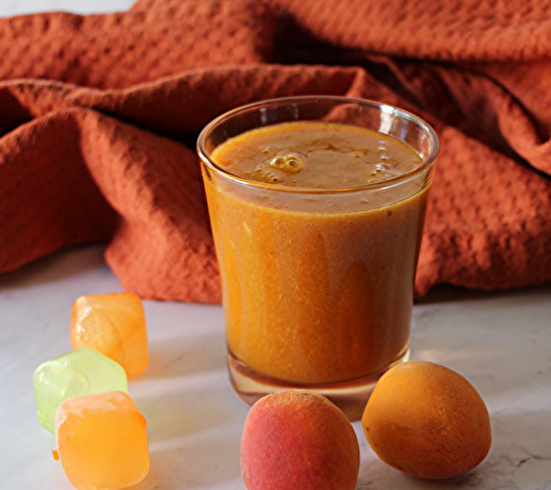 Smoothie abricot-pêche : la fraîcheur estivale en un verre