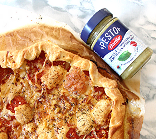 Tarte à la tomate, pesto & moutarde à l’ancienne : une recette ensoleillée