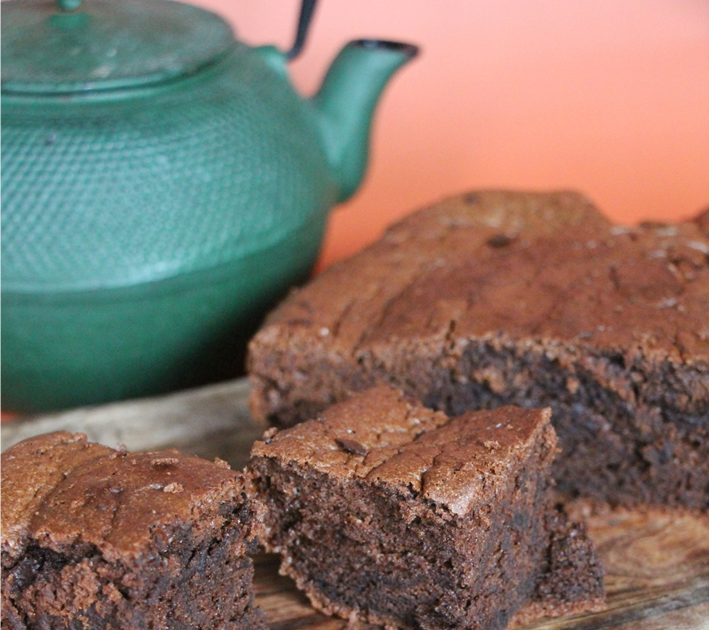 Gâteau au chocolat moelleux comme un nuage  