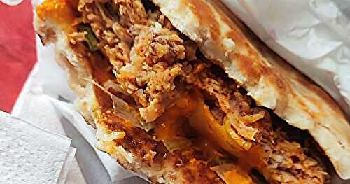 J'ai testé : Crispy Naan de KFC : notre avis sur le burger du moment