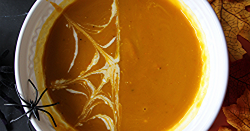 Soupe de potimarron aux marrons pour l'automne et Halloween