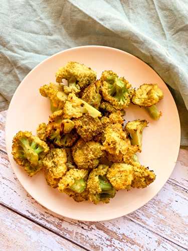 Brocoli et sauce au yaourt épicé