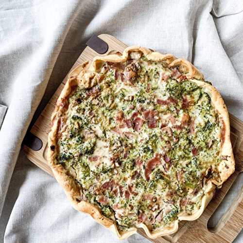 Quiche au brocoli, jambon, fromage de chèvre et noix