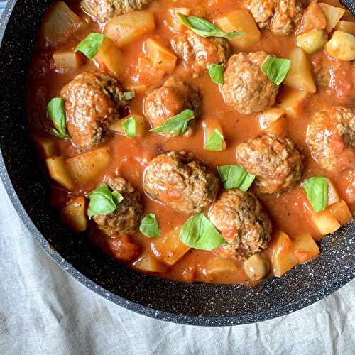 Tajine de boulettes aux pommes de terre