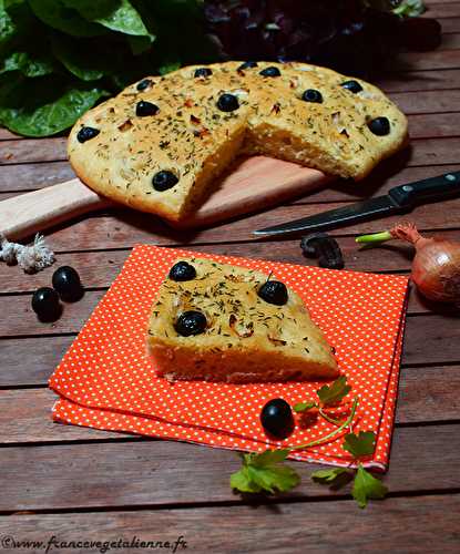 Focaccia aux olives noires (végétalien, vegan) ?