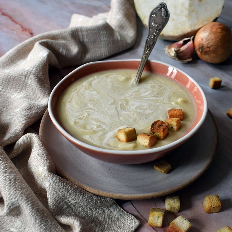 Crème de céleri (végétarien, vegan)