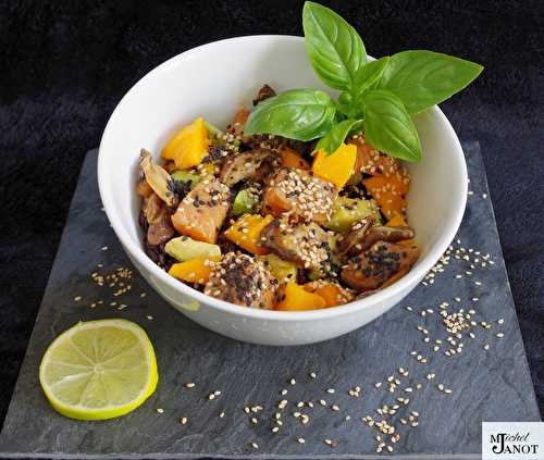 Poke bowl | Recette: Poke bowl mangue-saumon-avocat