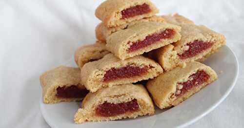 Biscuits fourrés à la fraise