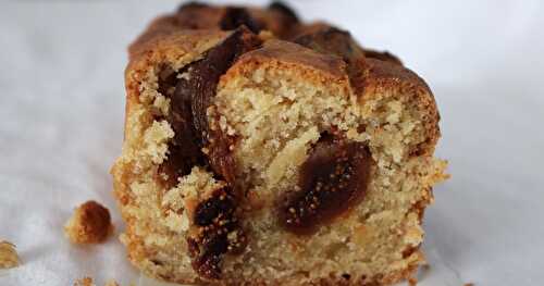 Cake à la banane, à la fleur d'oranger et à la figue - sans gluten