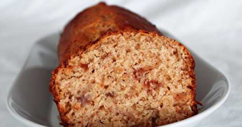 Cake à la banane et à la confiture de fraise