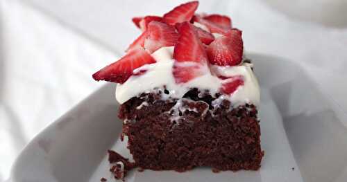 Cake au cola et aux fraises