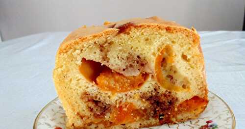 Cake aux carambars et aux abricots