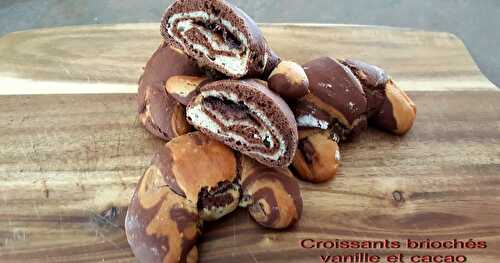 Croissants briochés à la vanille et au cacao