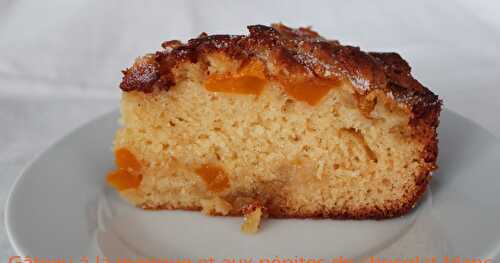 Gâteau à la mangue et aux pépites de chocolat blanc