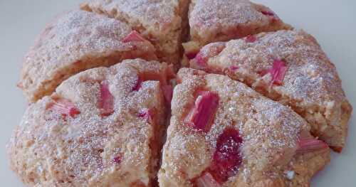 Scones fraises rhubarbe